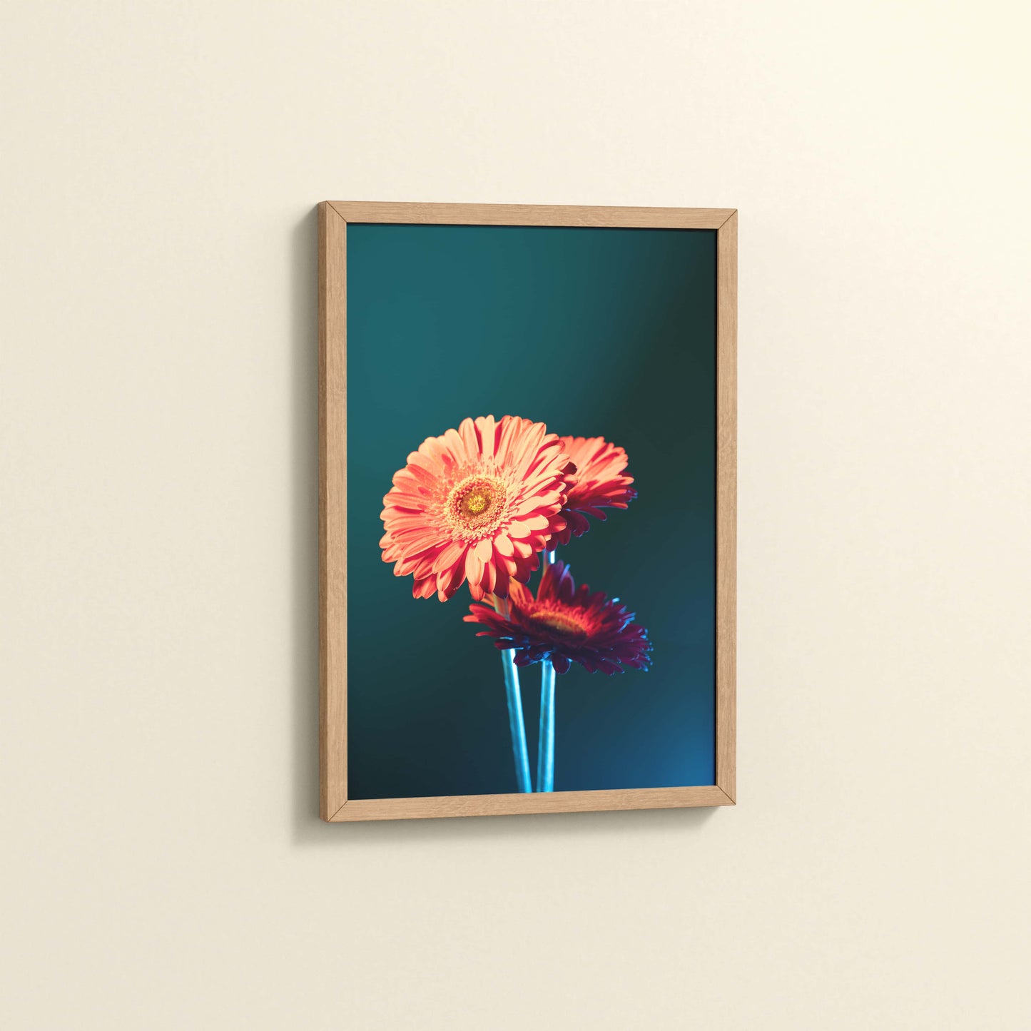 Side View of Orange Charm – Daisy Flower Photo Frame Decor in Natrual Color Frame
